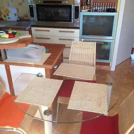 Egyutt A Csalad I. Apartman *